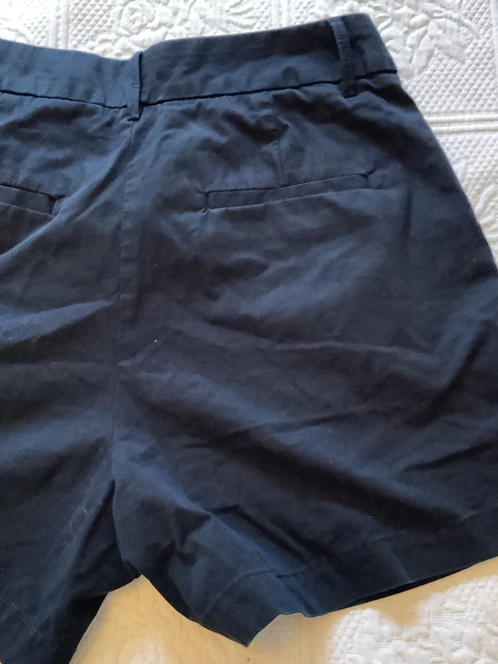GAP Black High-Rise Pleated Women's Shorts - Picture 10 of 12